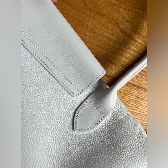 Longchamp White Leather Le Pliage Tote Bag - Picture 13 of 16